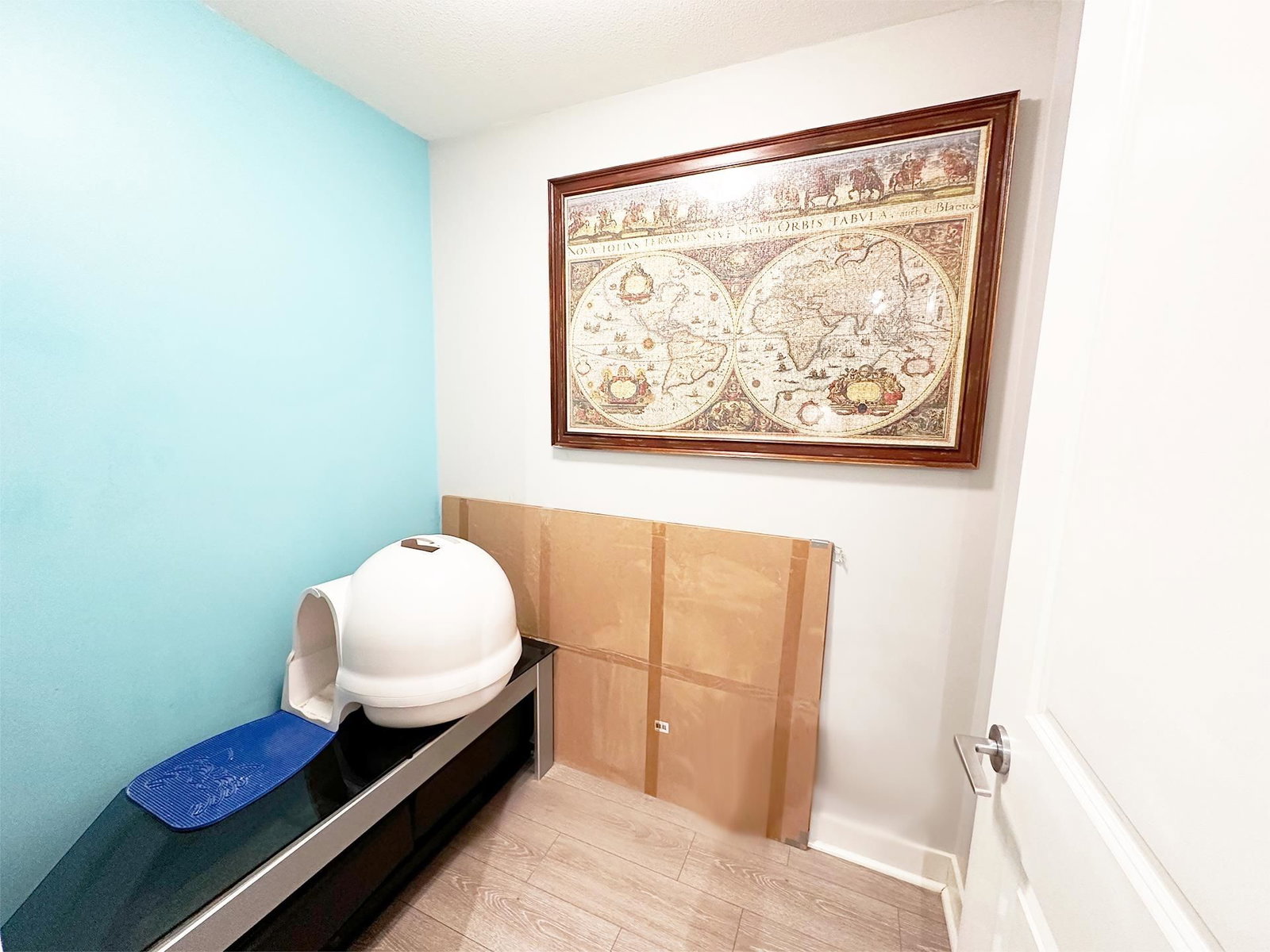 Listing Image 12