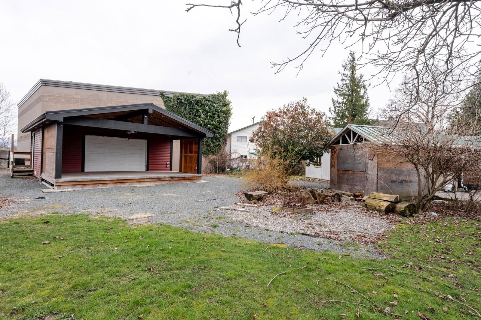 Listing Image 11