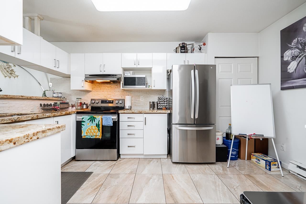Listing Image 19
