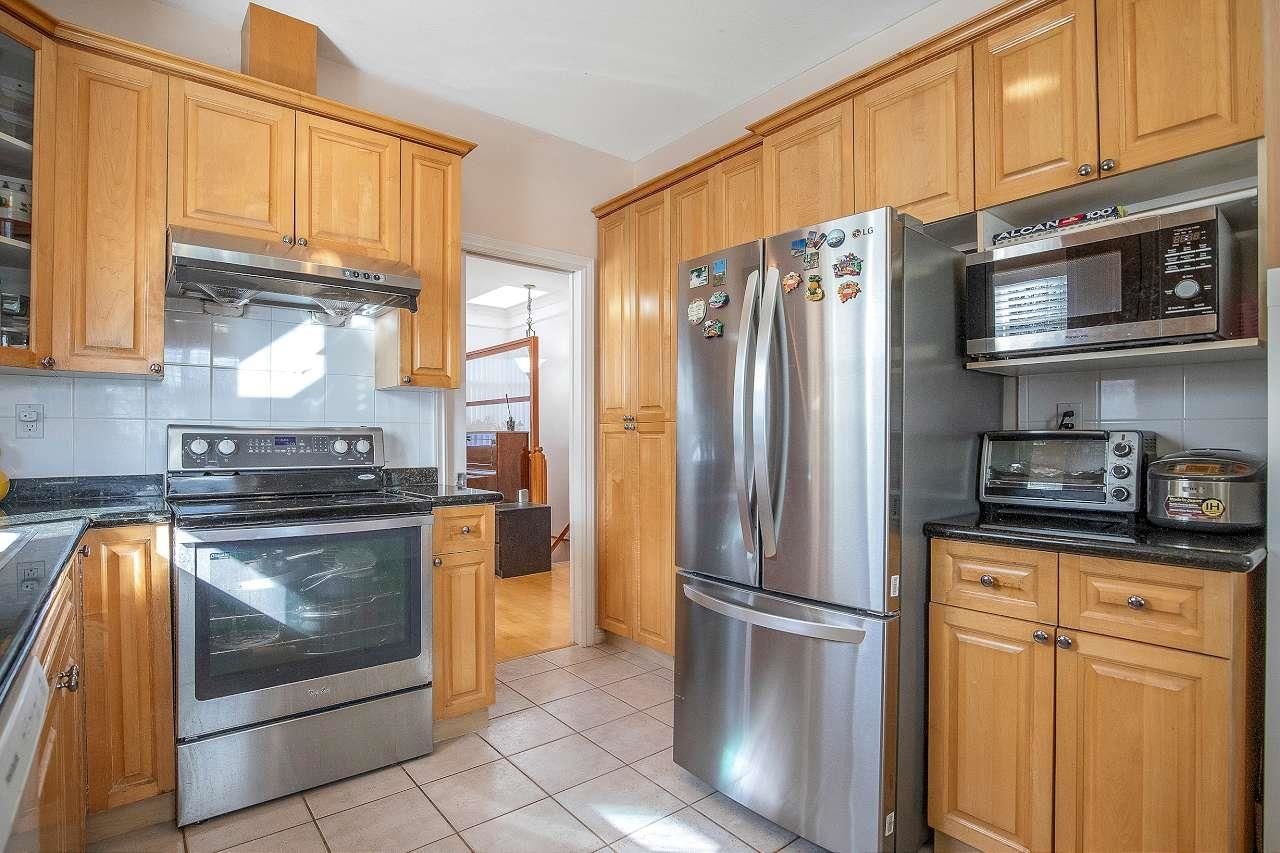 Listing Image 10