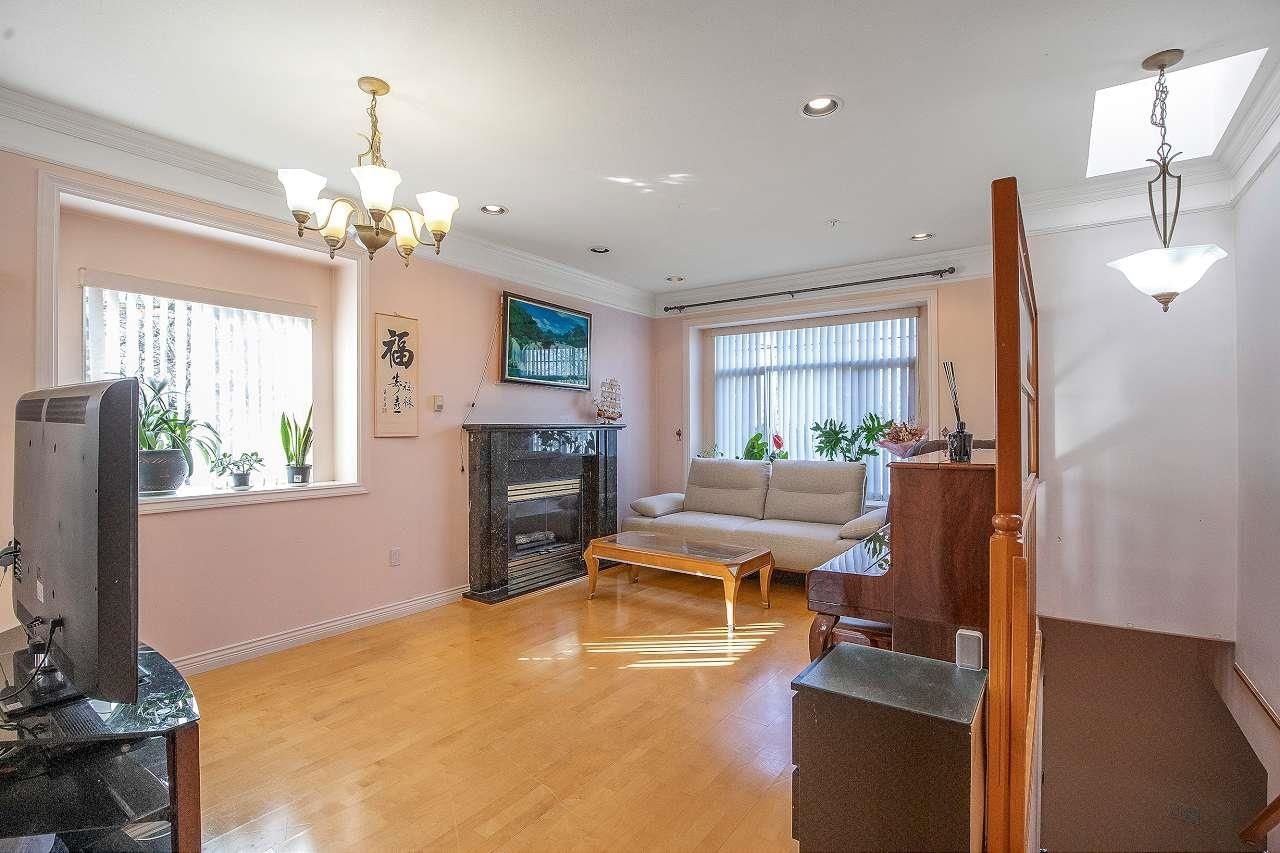 Listing Image 15