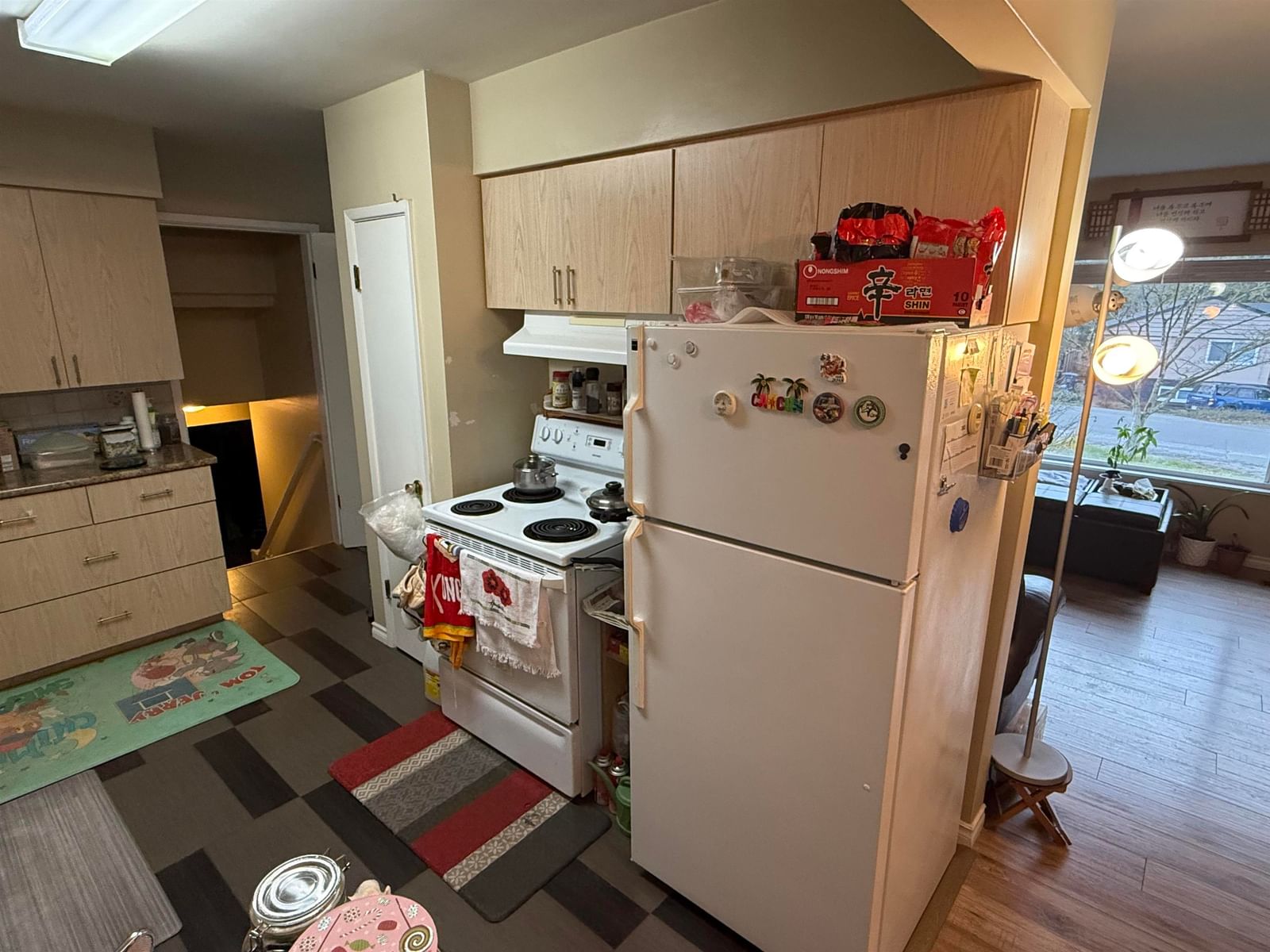 Listing Image 12