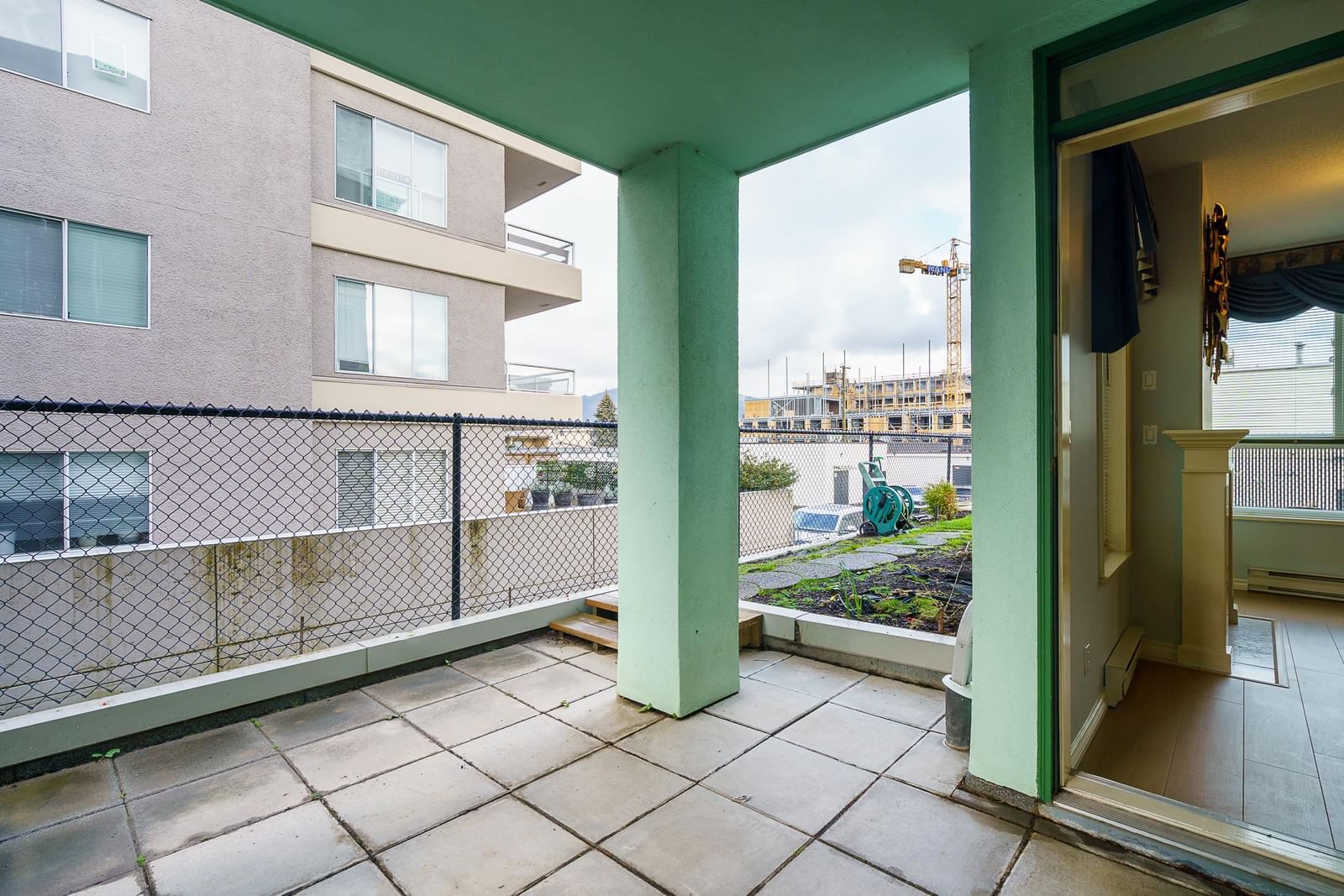 Listing Image 9