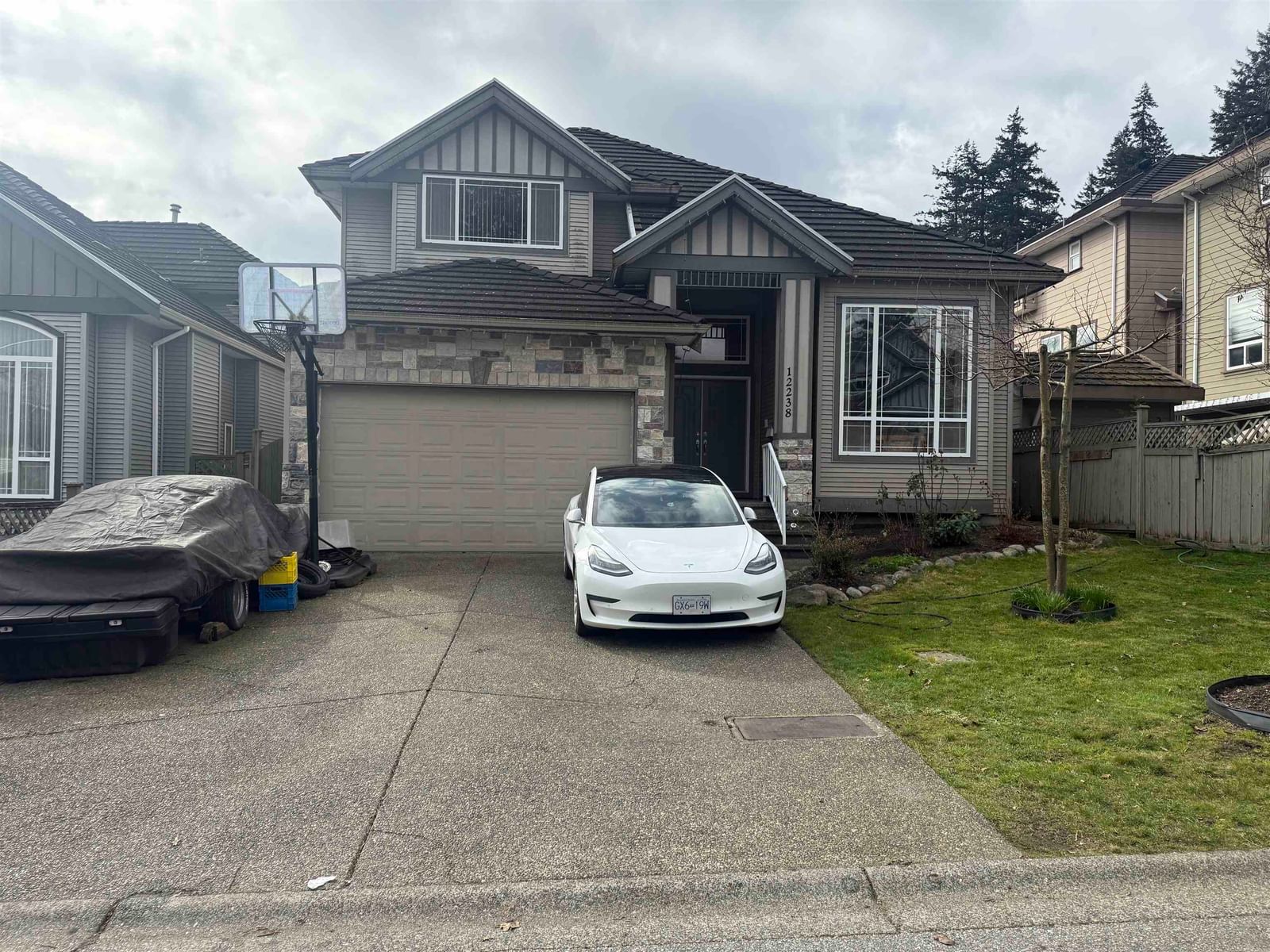 Listing Image 1