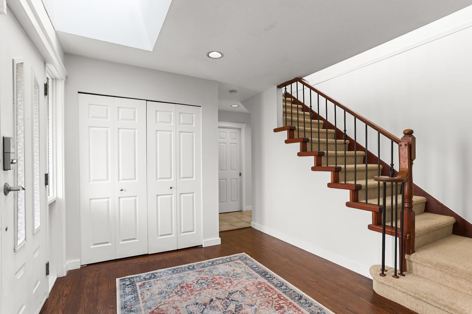 Listing Image 12