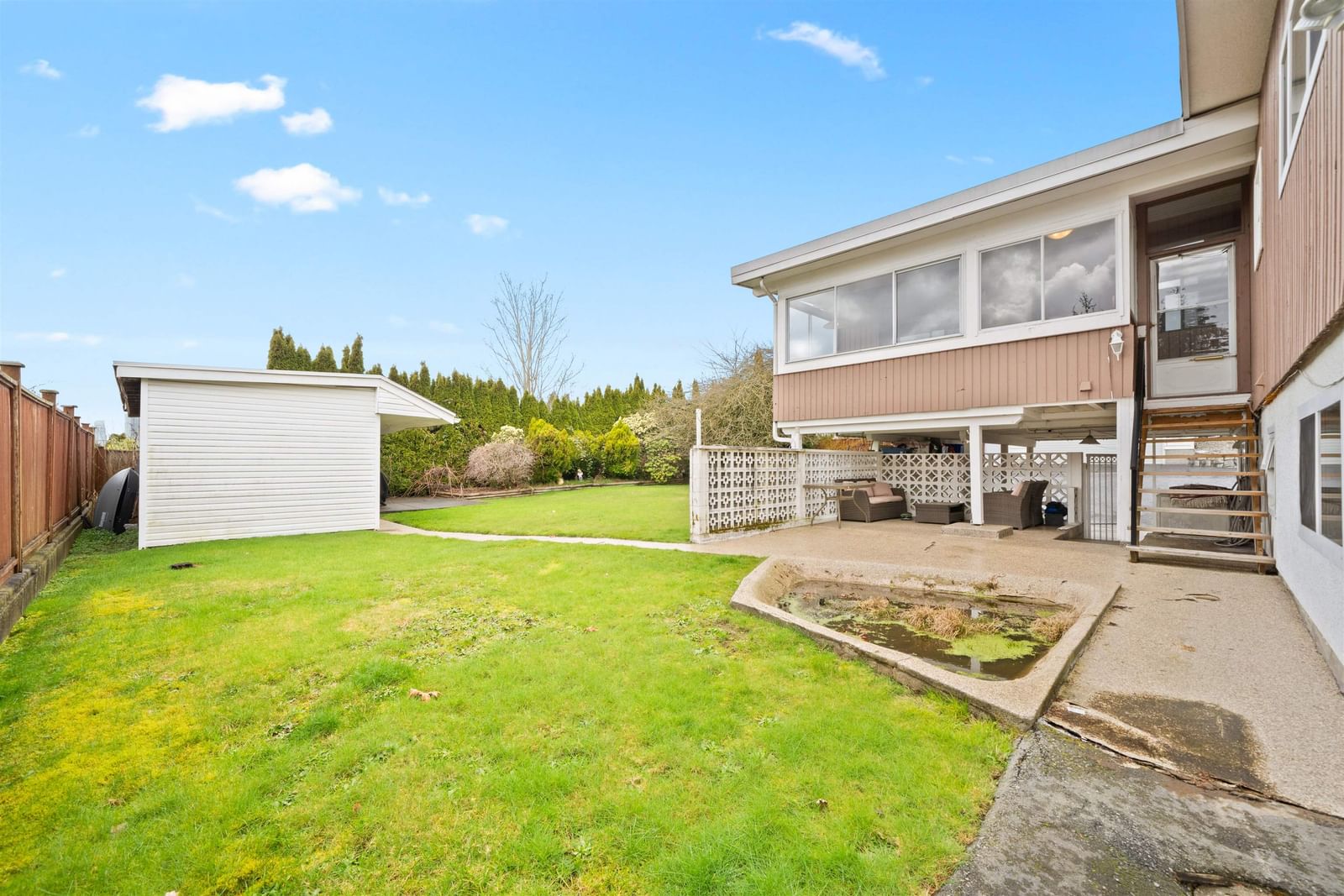 Listing Image 10