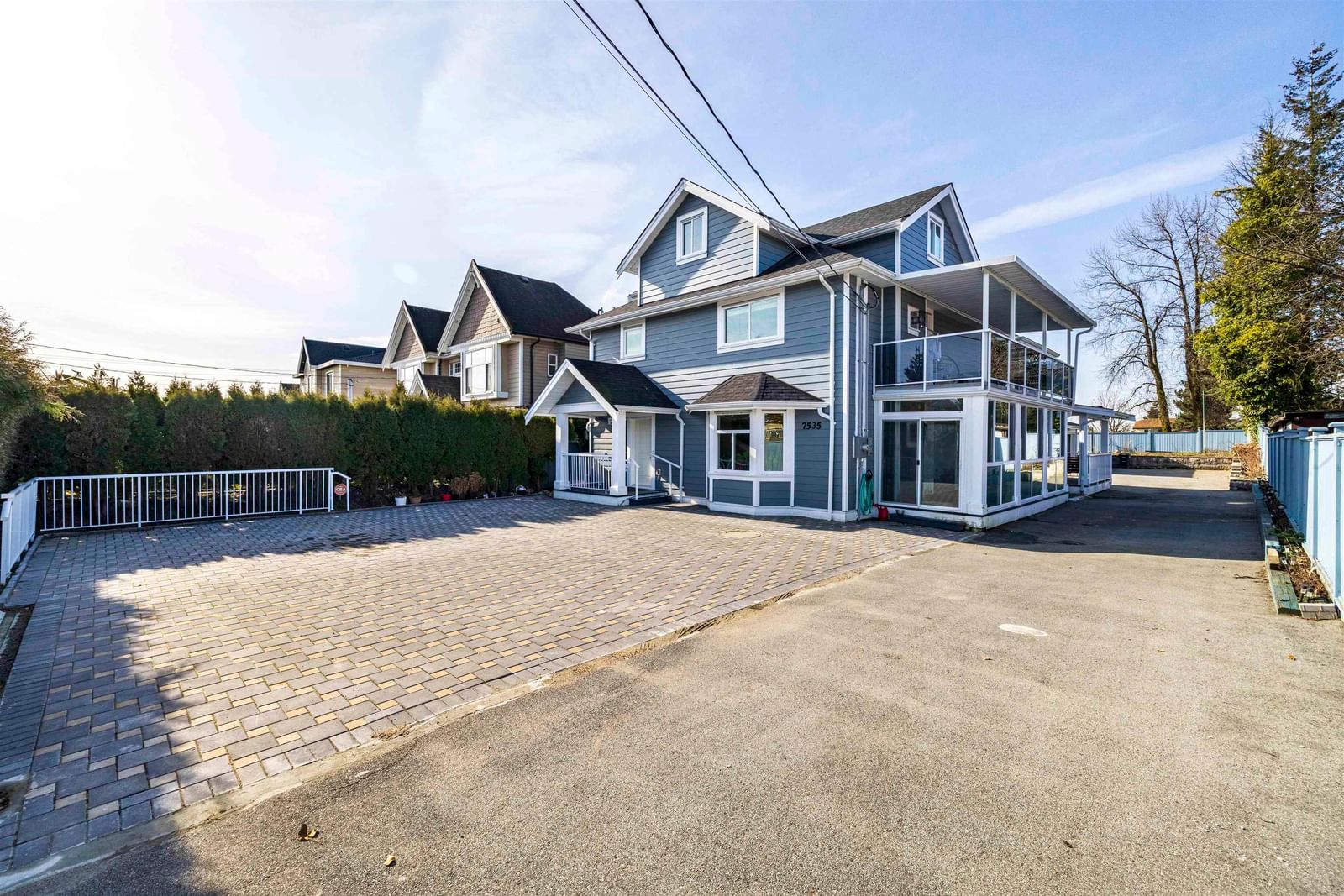 Listing Image 1
