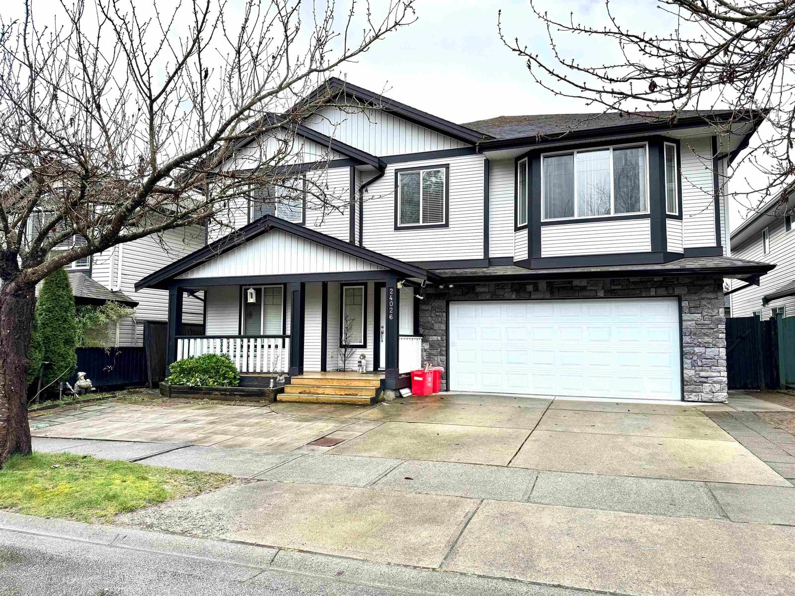 Listing Image 1