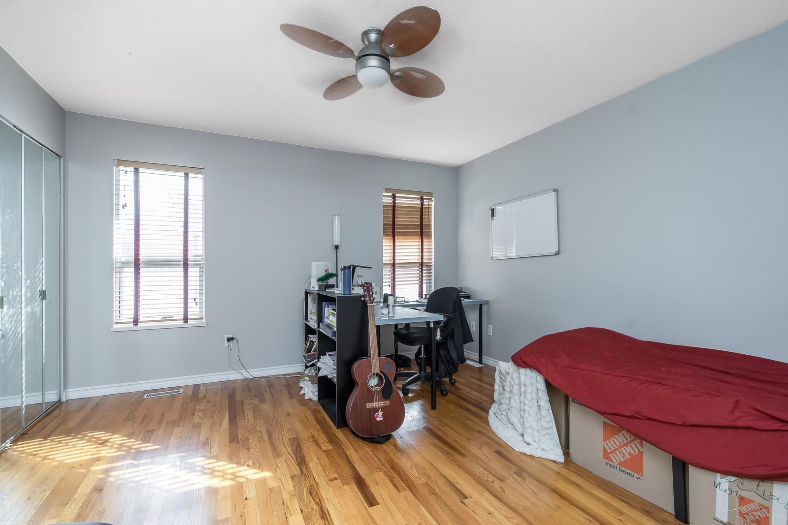 Listing Image 23