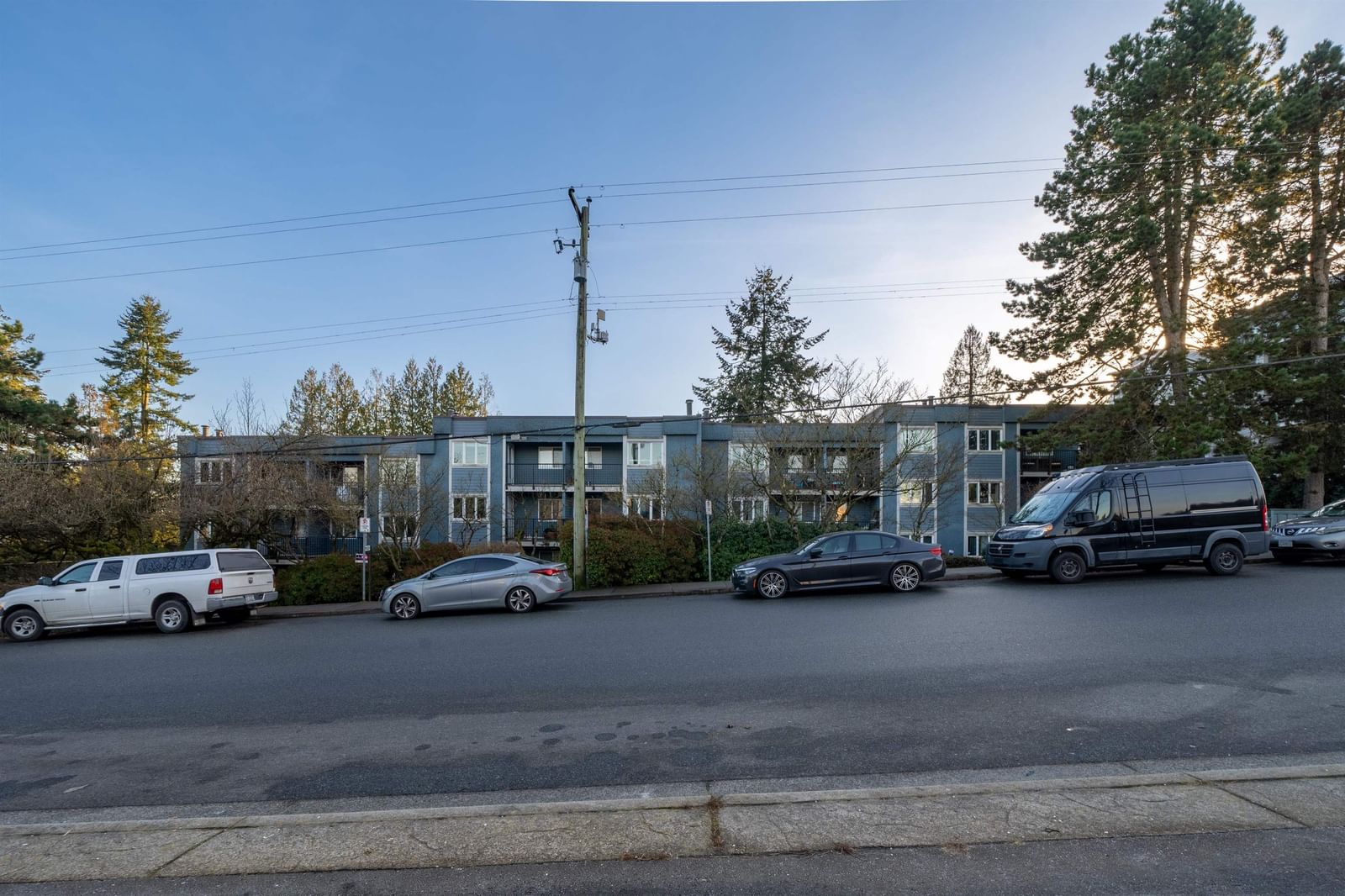 Listing Image 20