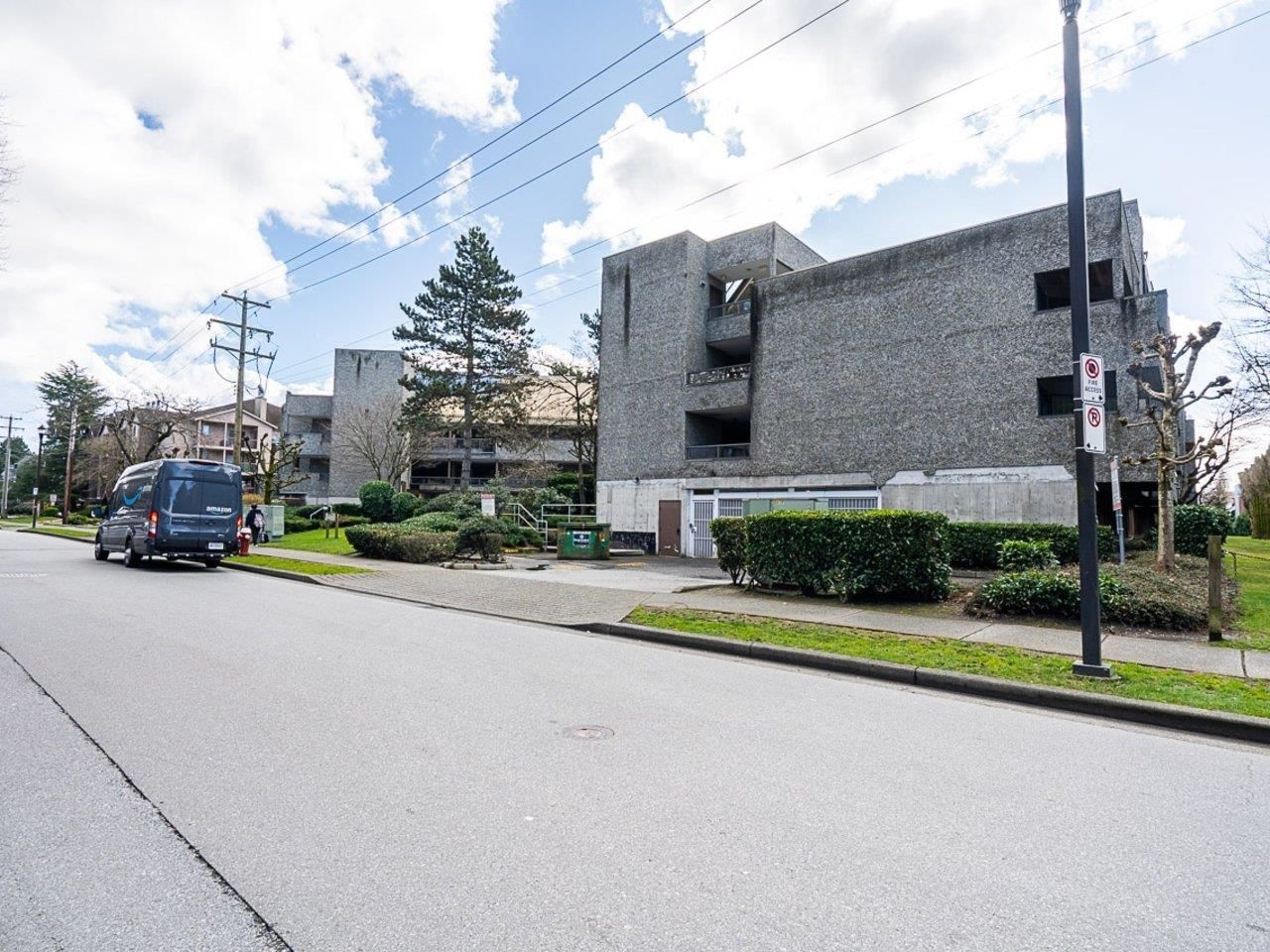 Listing Image 26