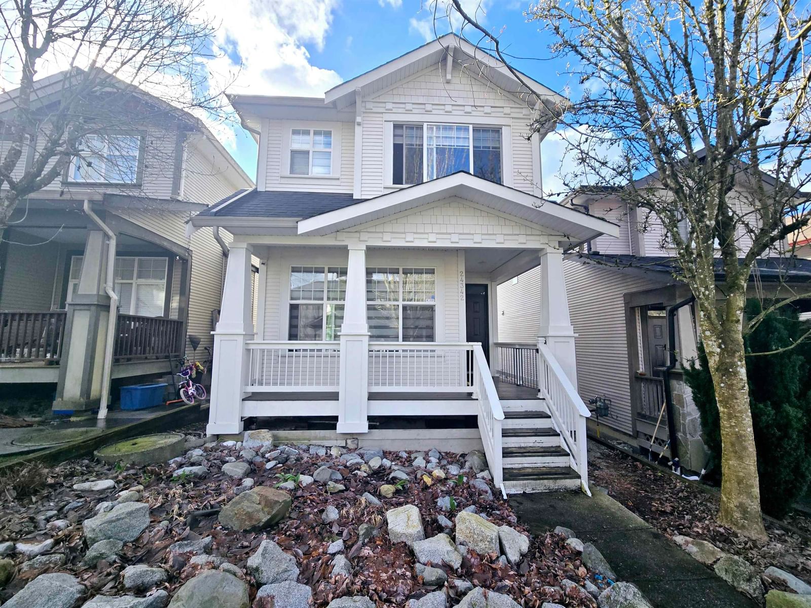 Listing Image 1