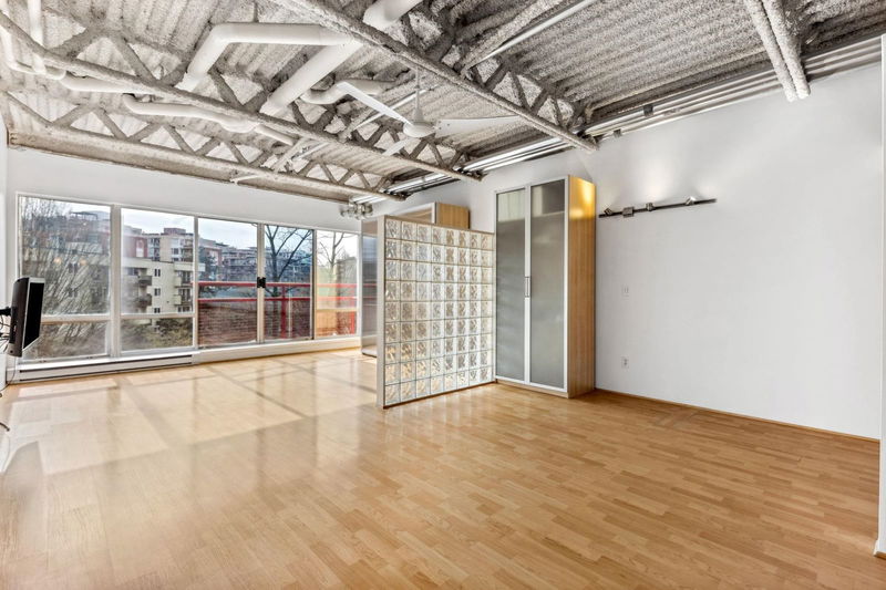 350 2nd Avenue E #423, Vancouver, British Columbia
