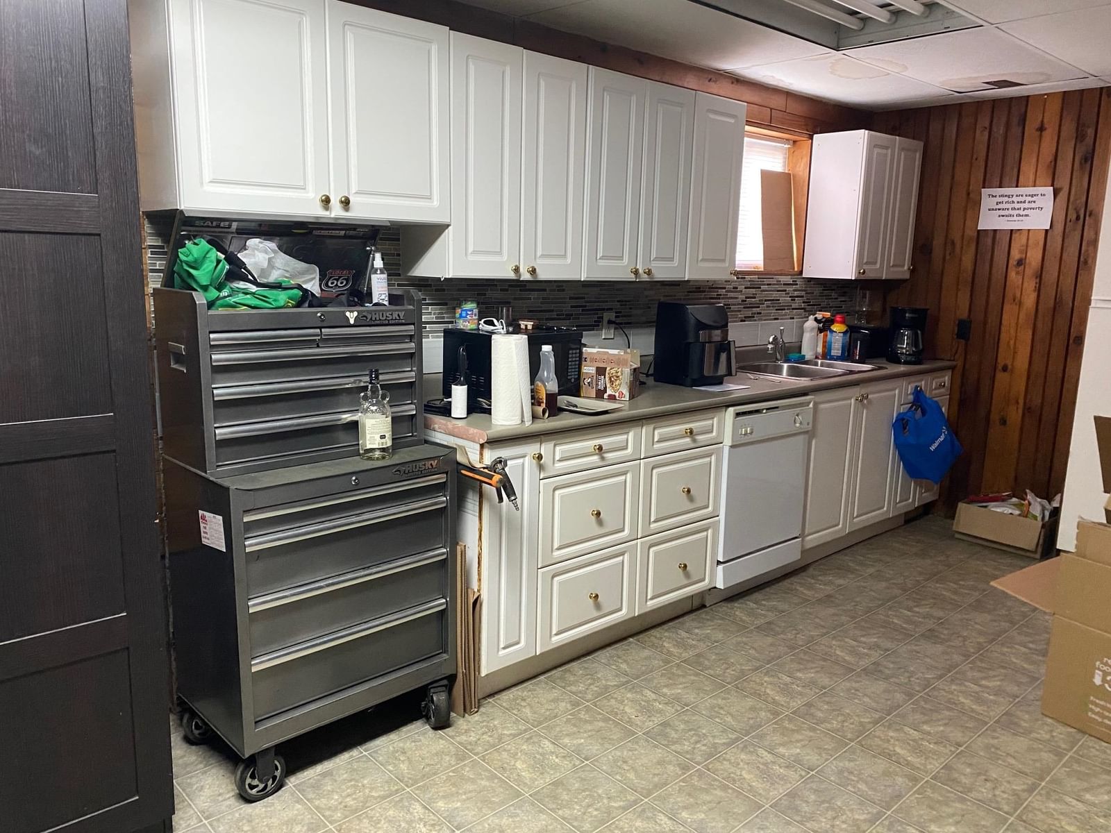 Listing Image 8