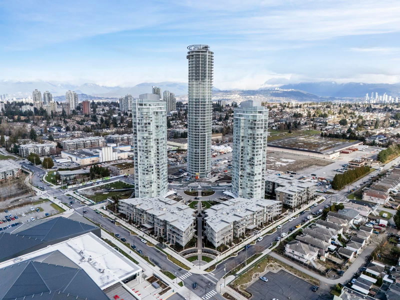 2602 - 7683 Park Crescent, Burnaby, V3N 0J4 | Image 2