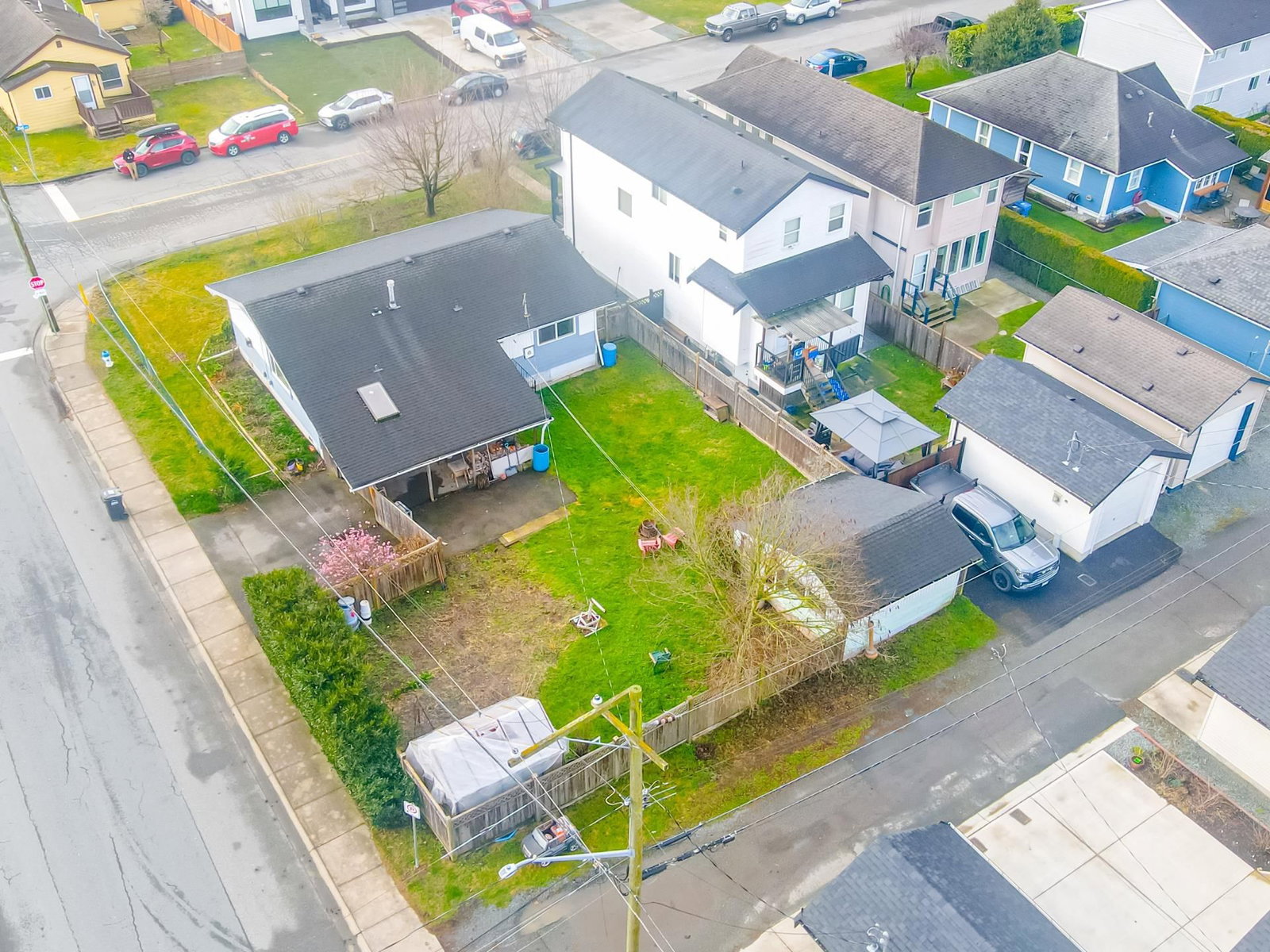 Listing Image 10