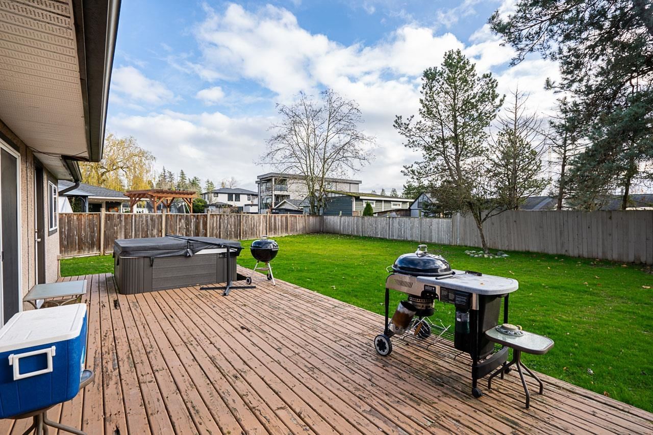 Listing Image 14