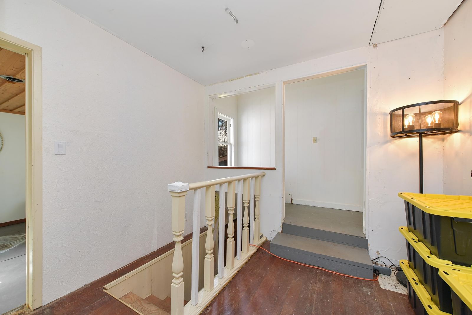 Listing Image 17