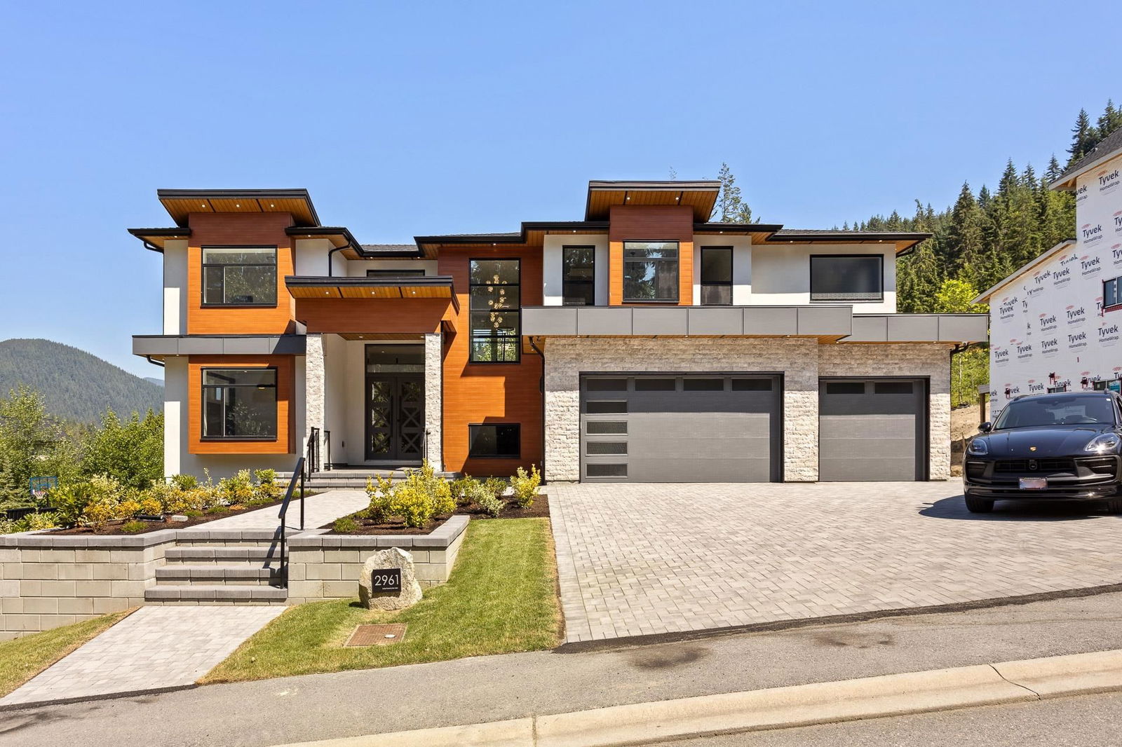 Image of home for listing MLS® R2979972