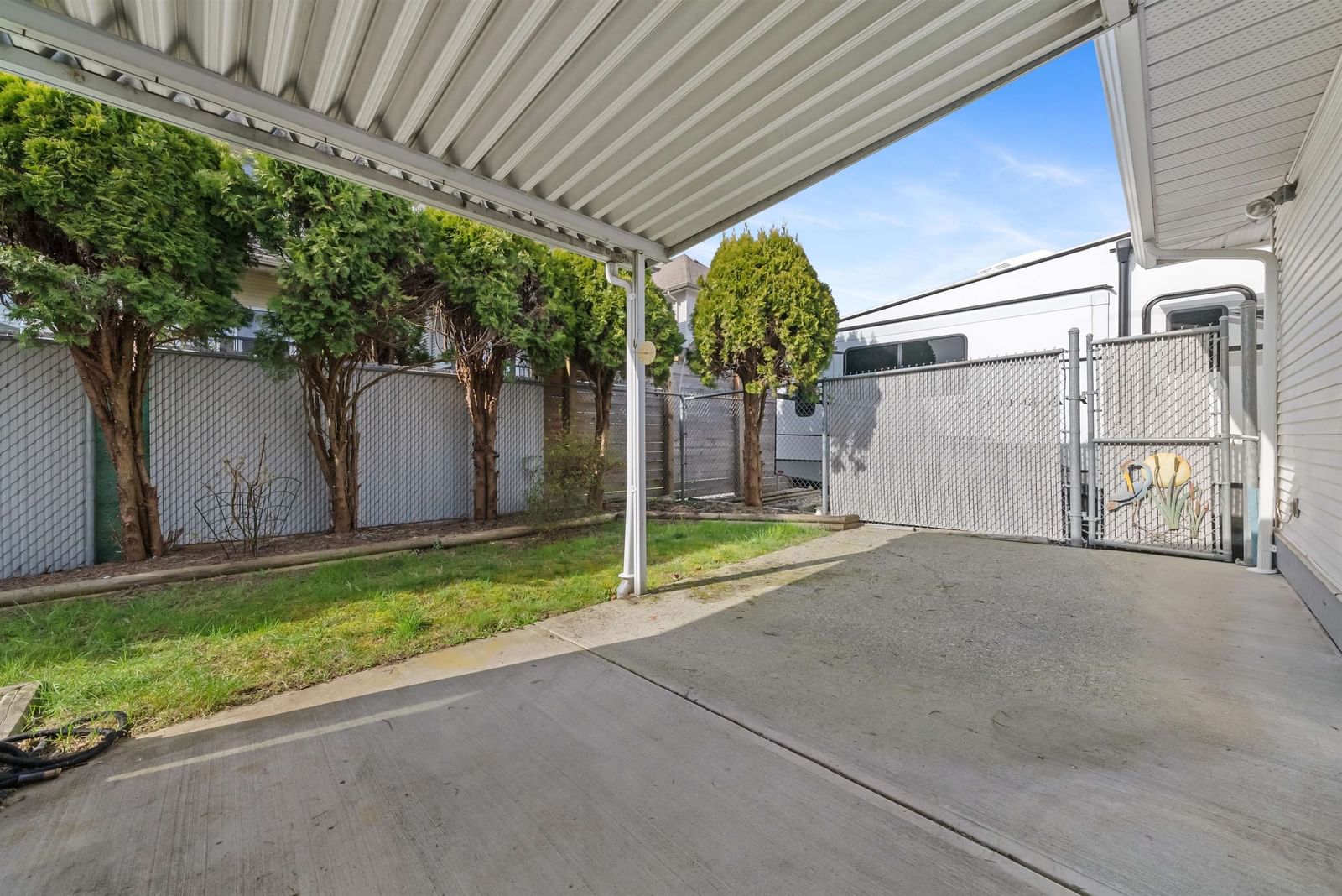 Listing Image 28