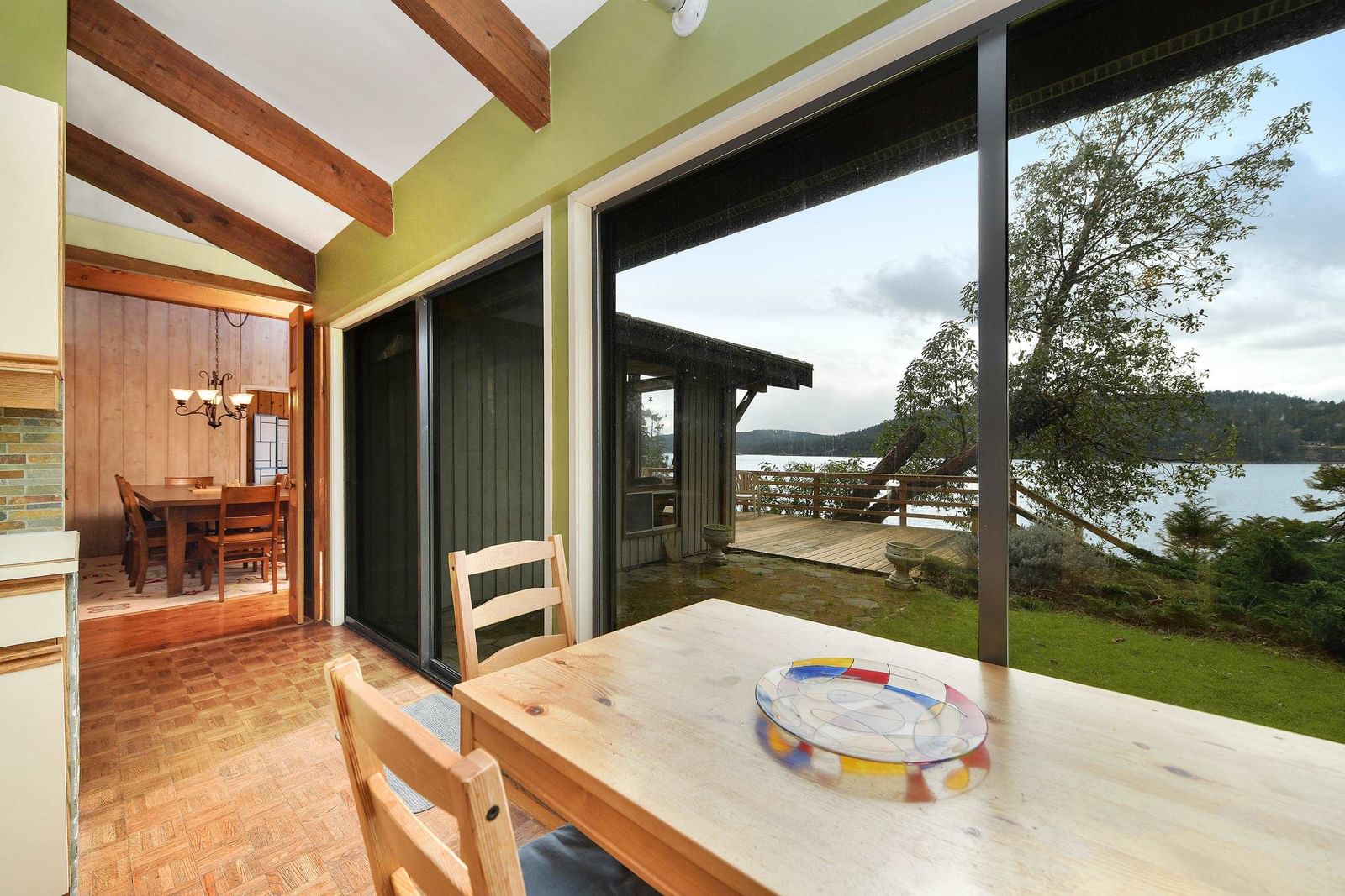 Listing Image 12