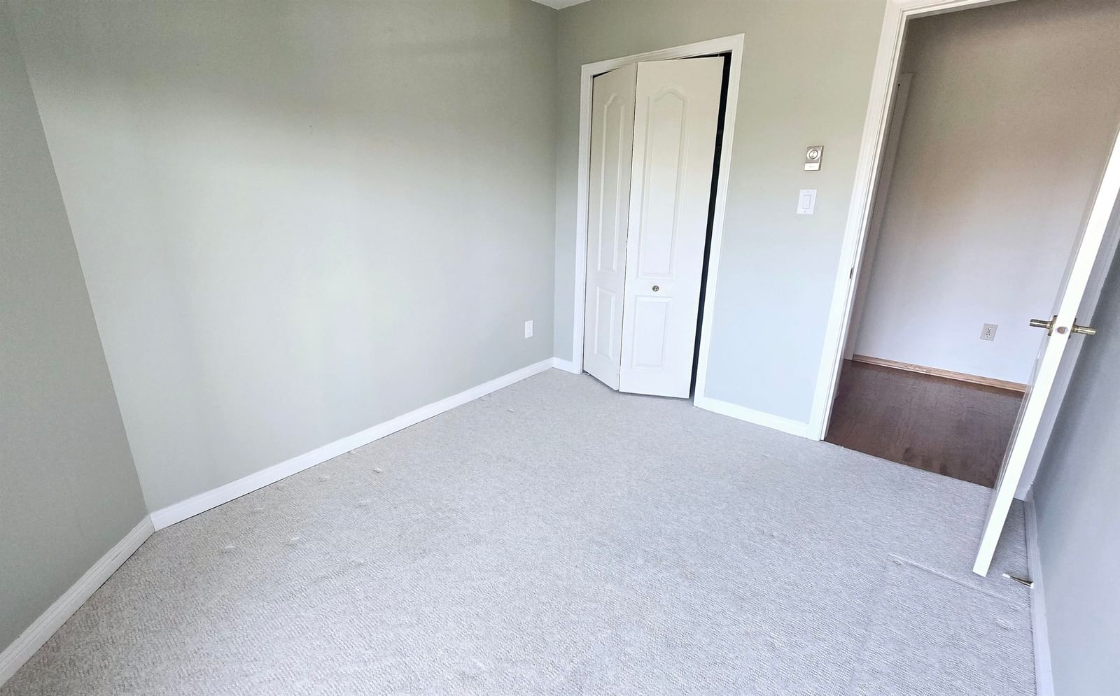 Listing Image 28