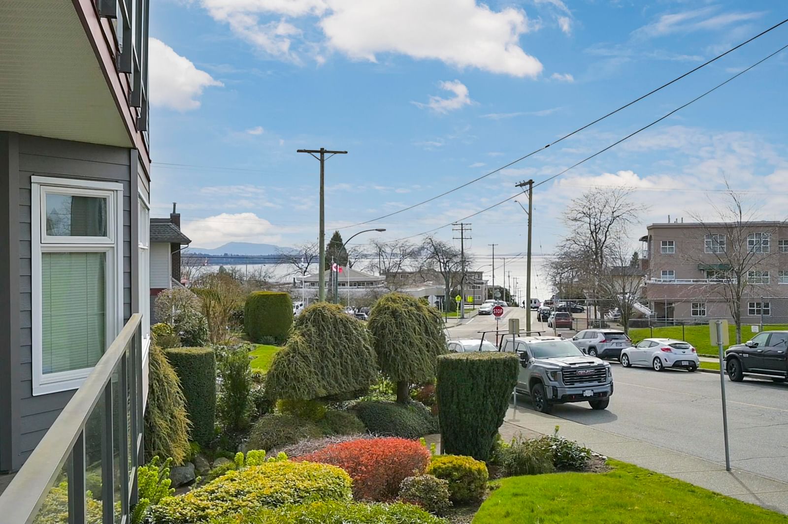 Listing Image 6