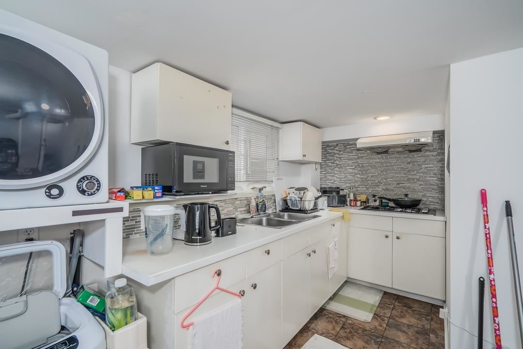Listing Image 16