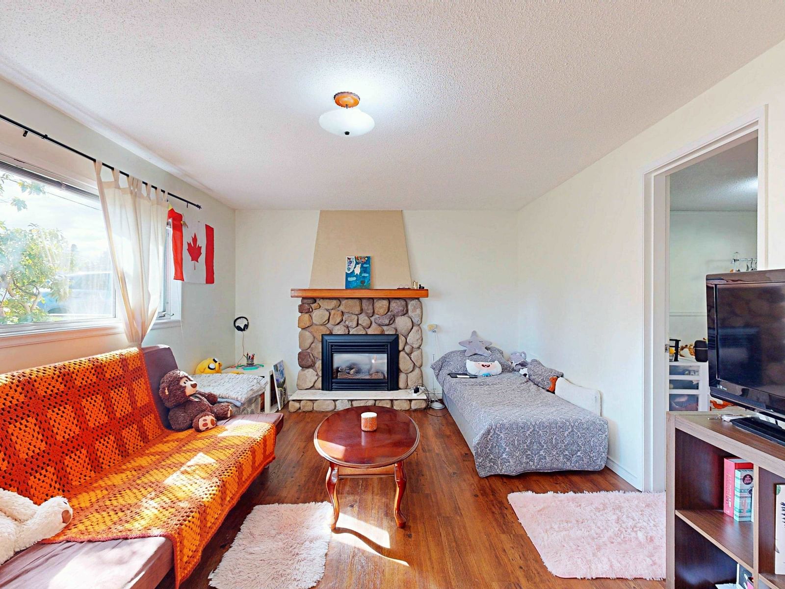 Listing Image 33