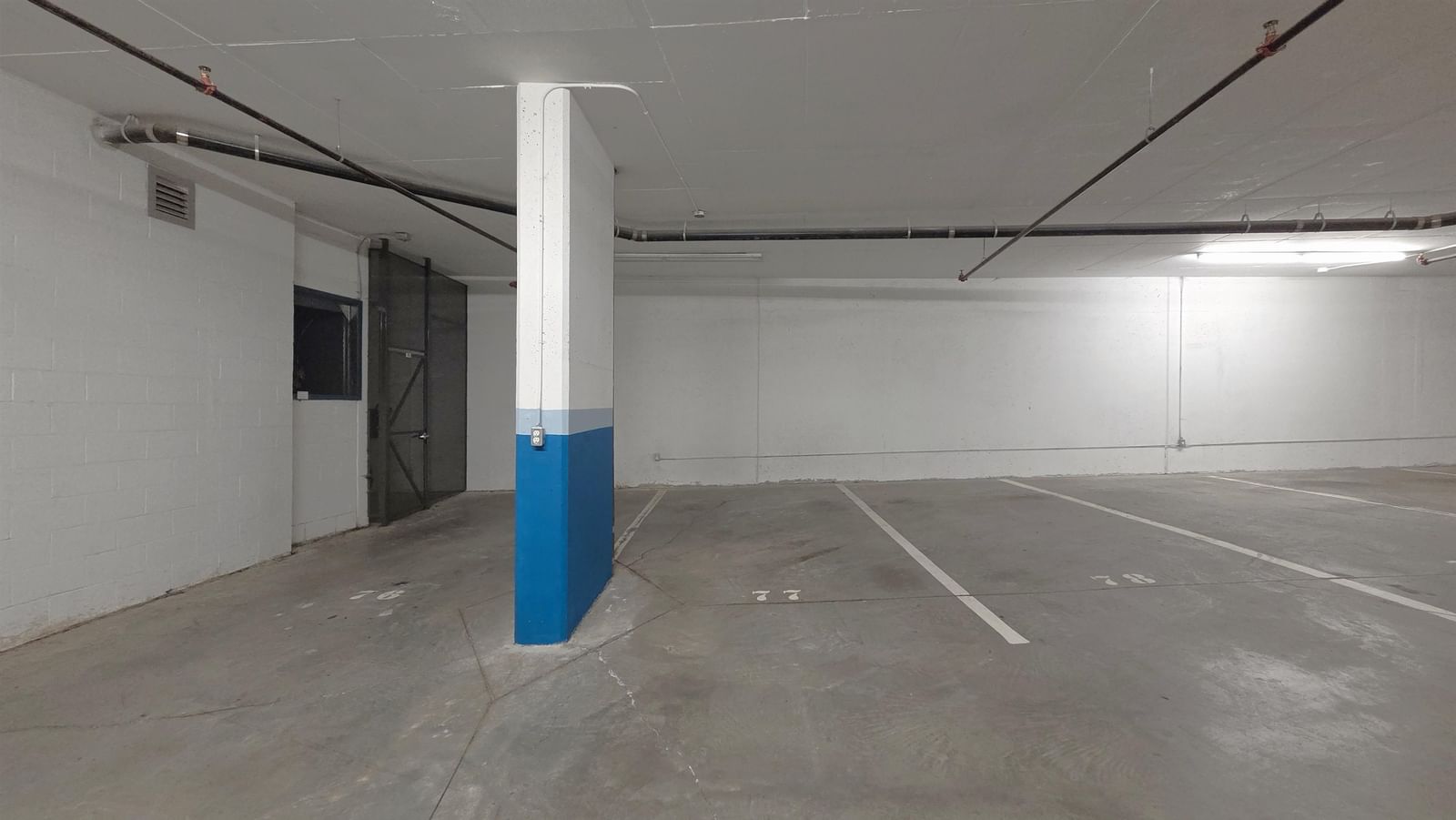 Listing Image 37