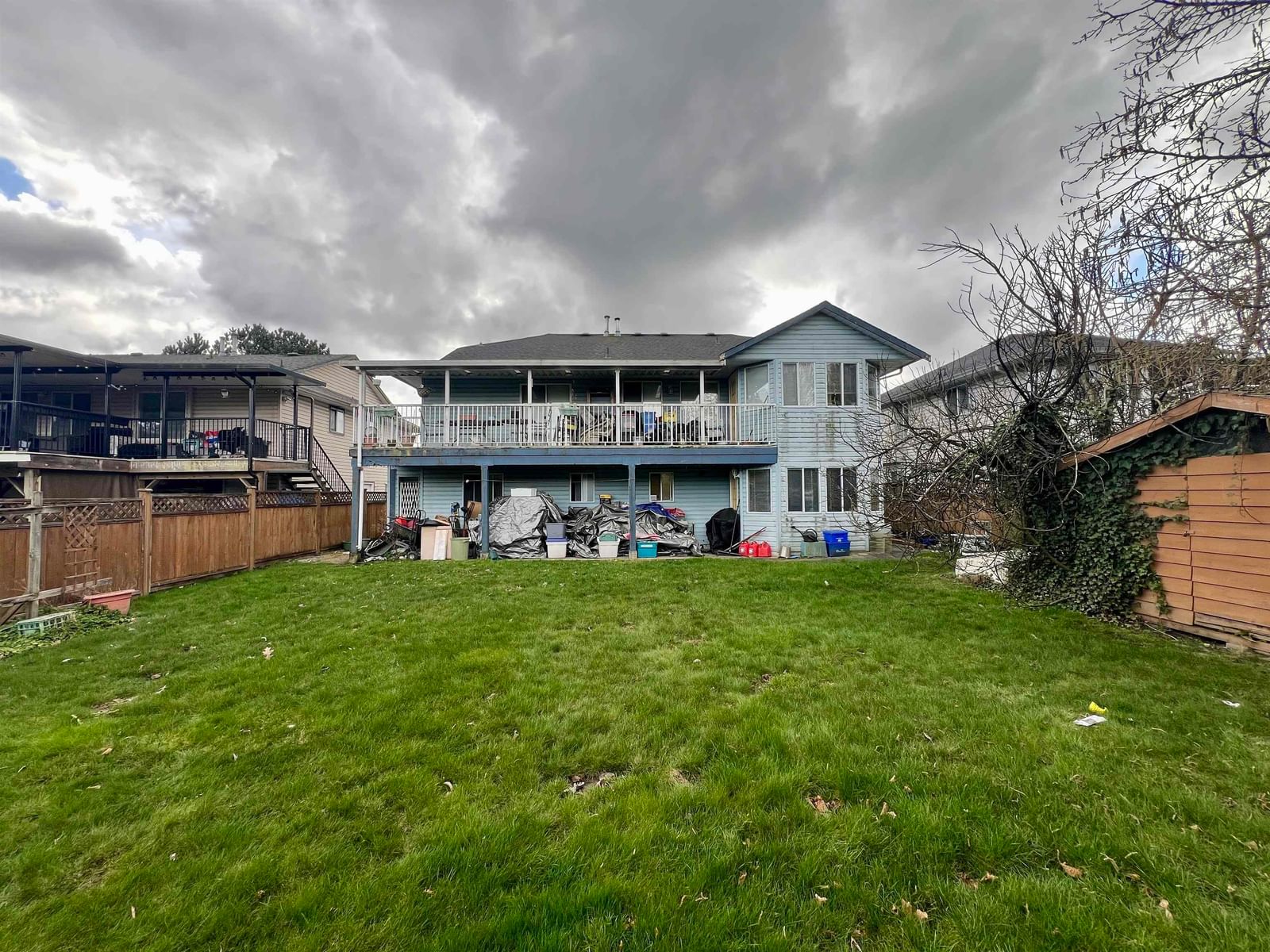 Listing Image 4