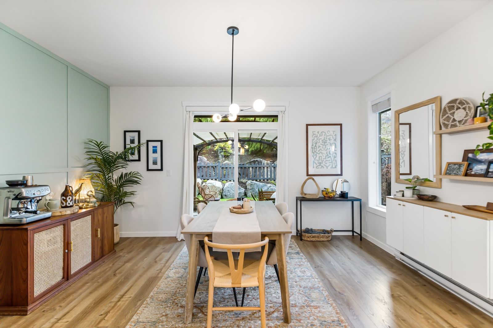 Listing Image 13