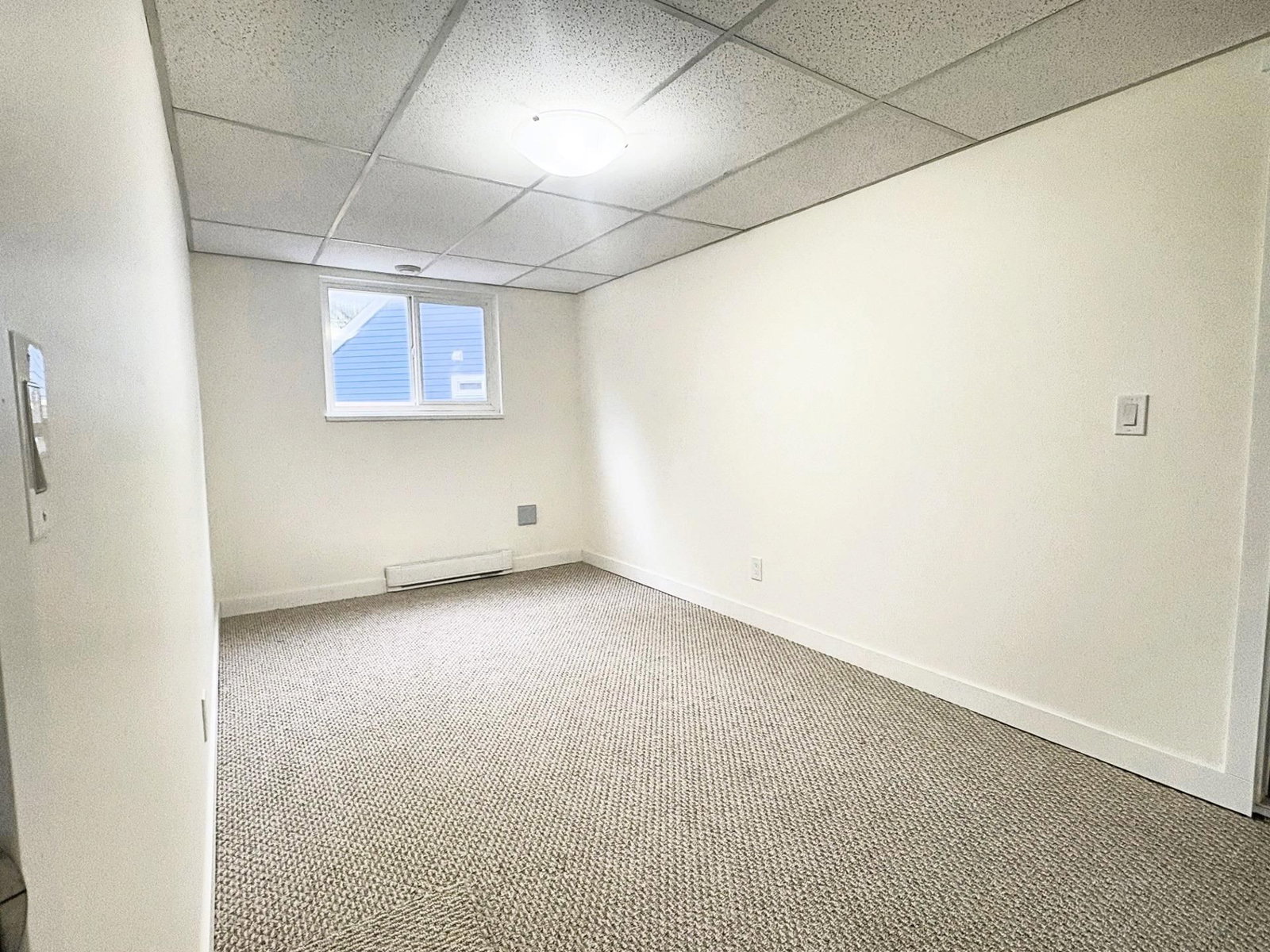 Listing Image 26