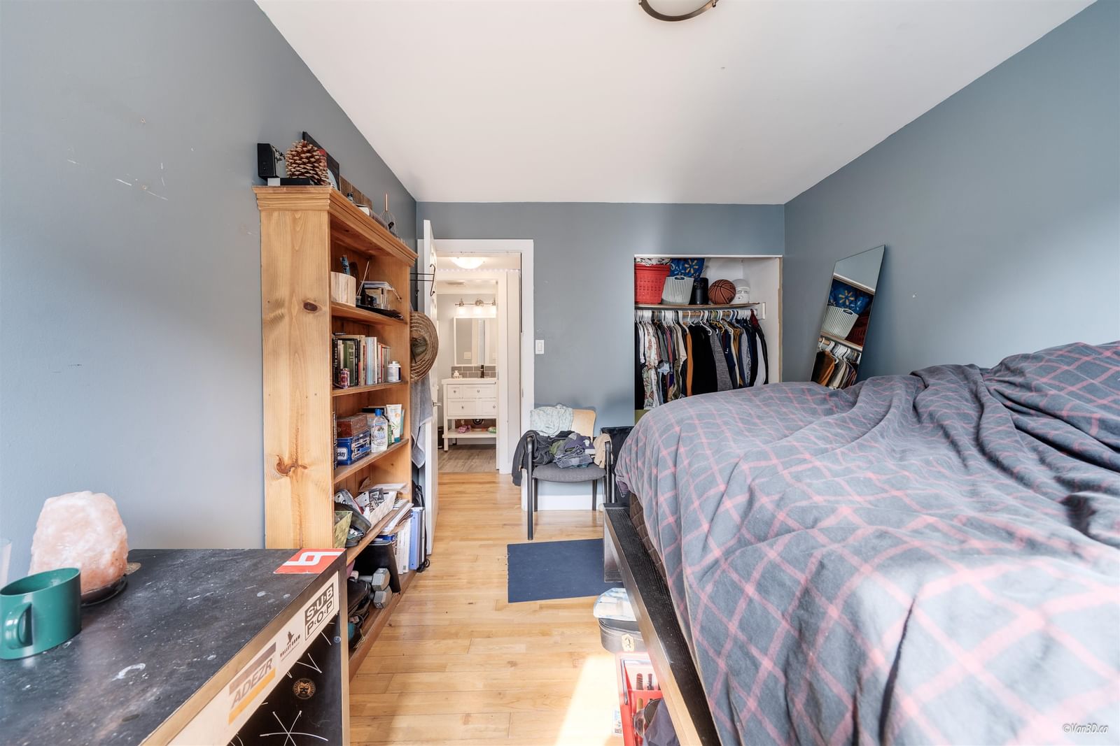 Listing Image 18