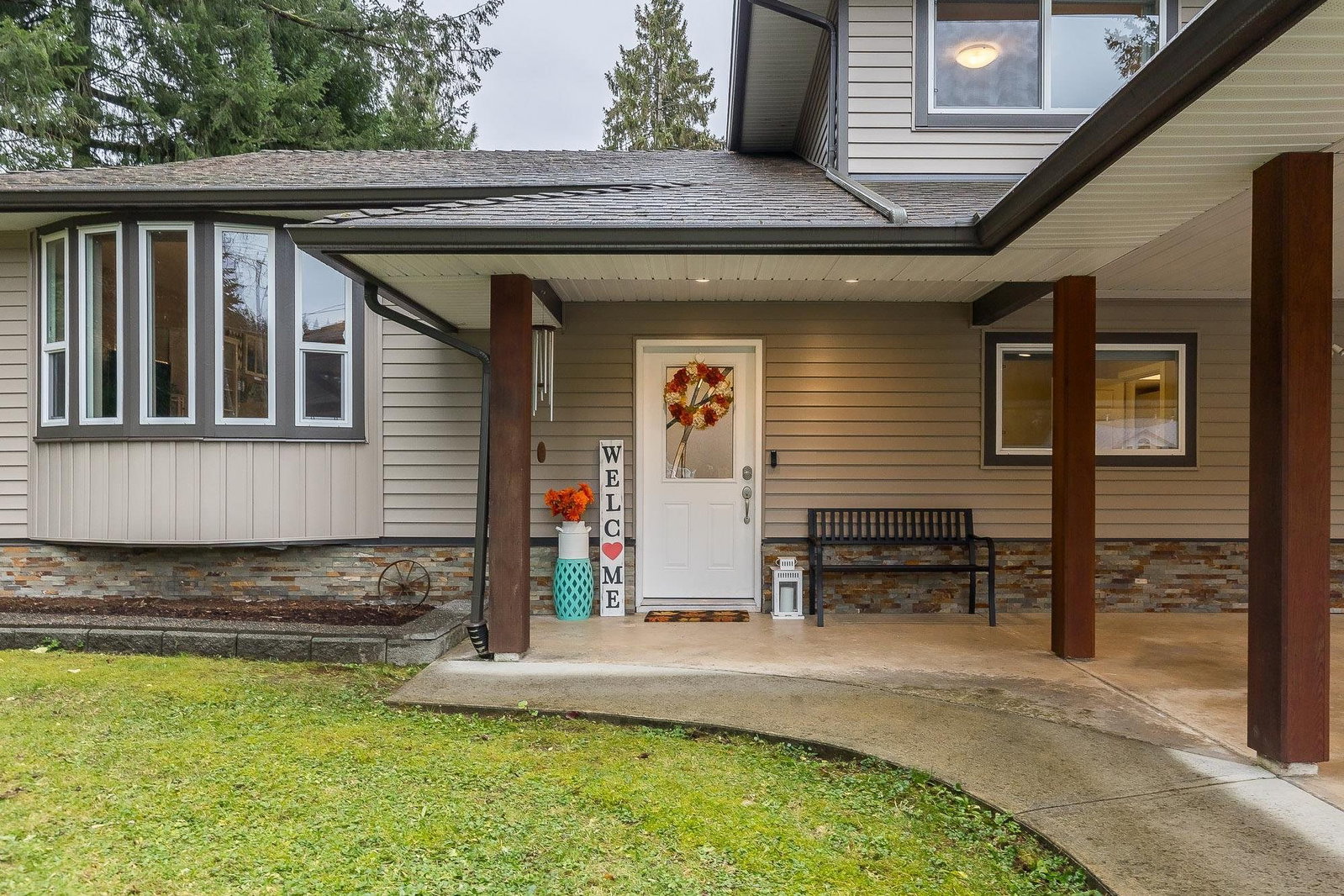 Listing Image 9