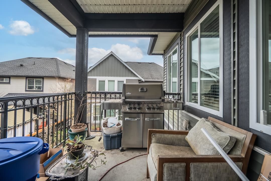 Listing Image 14