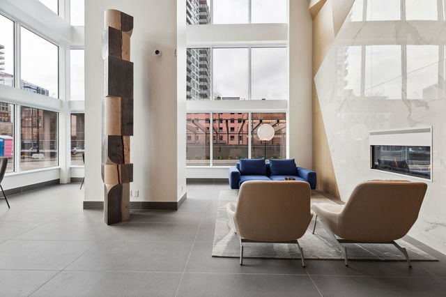 702 - 660 Quayside Drive
