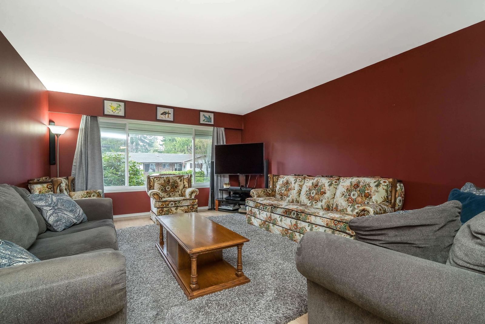 Listing Image 5