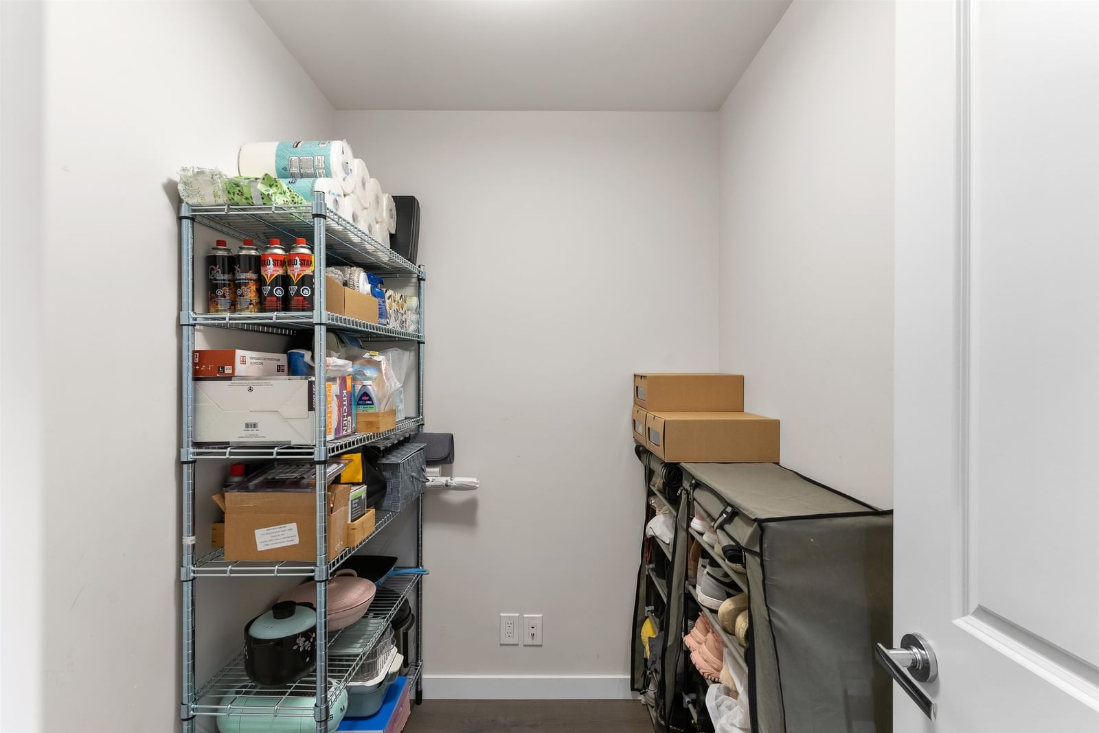 Listing Image 17