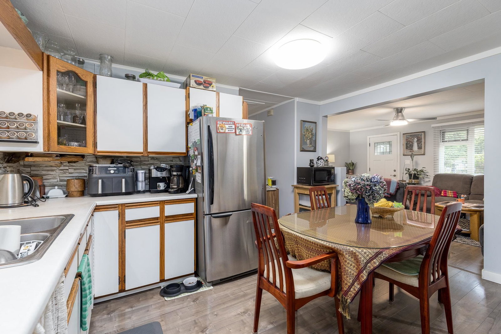Listing Image 10
