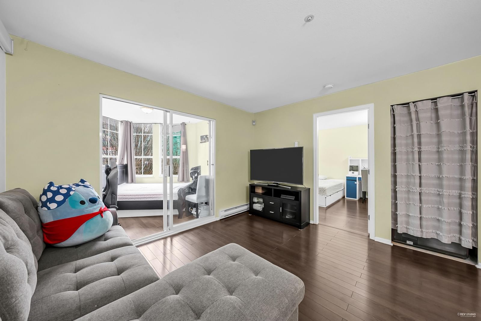 Listing Image 17