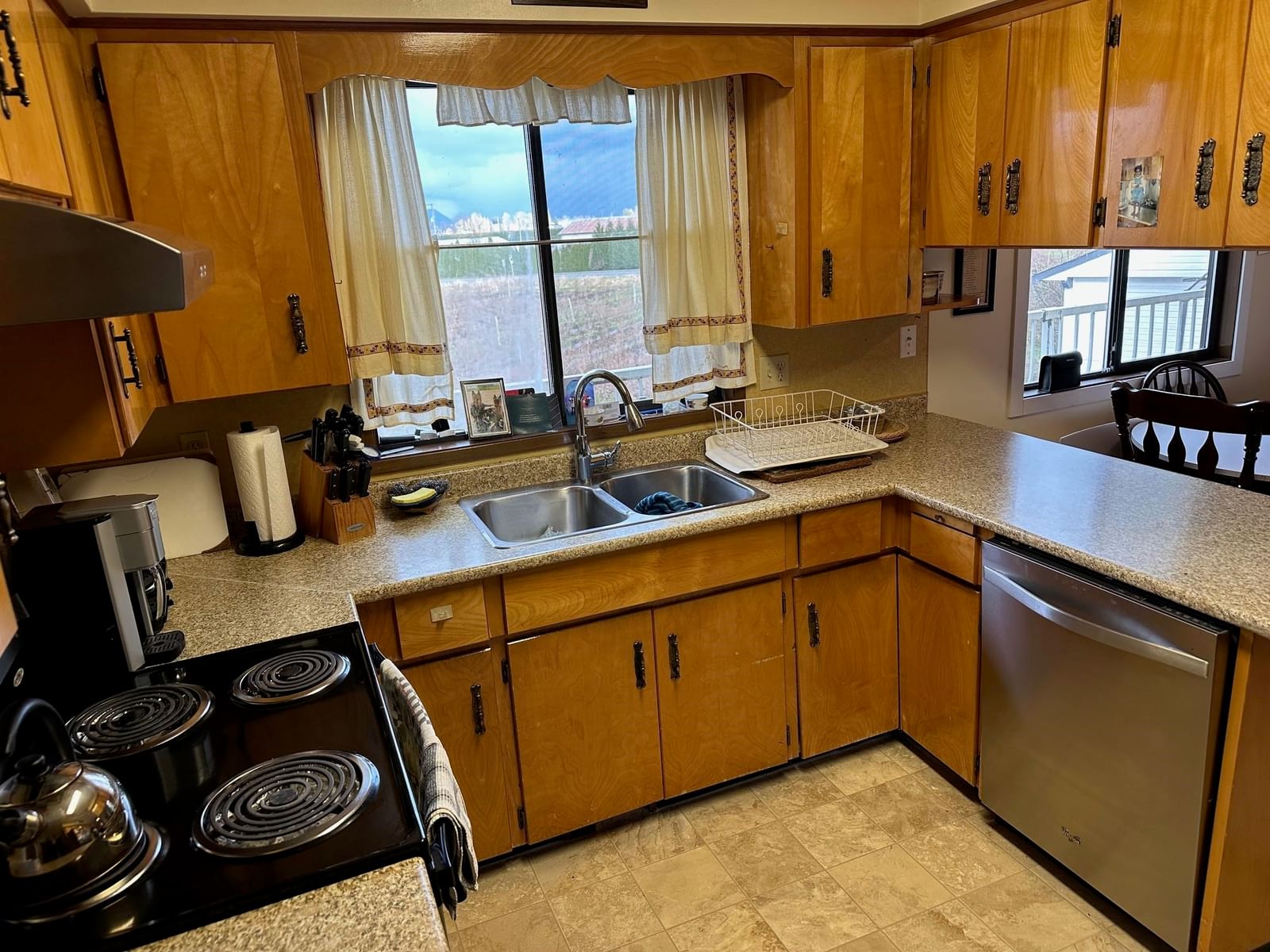 Listing Image 5