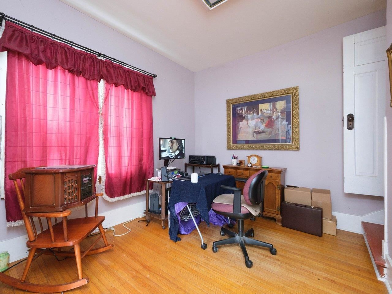 Listing Image 8