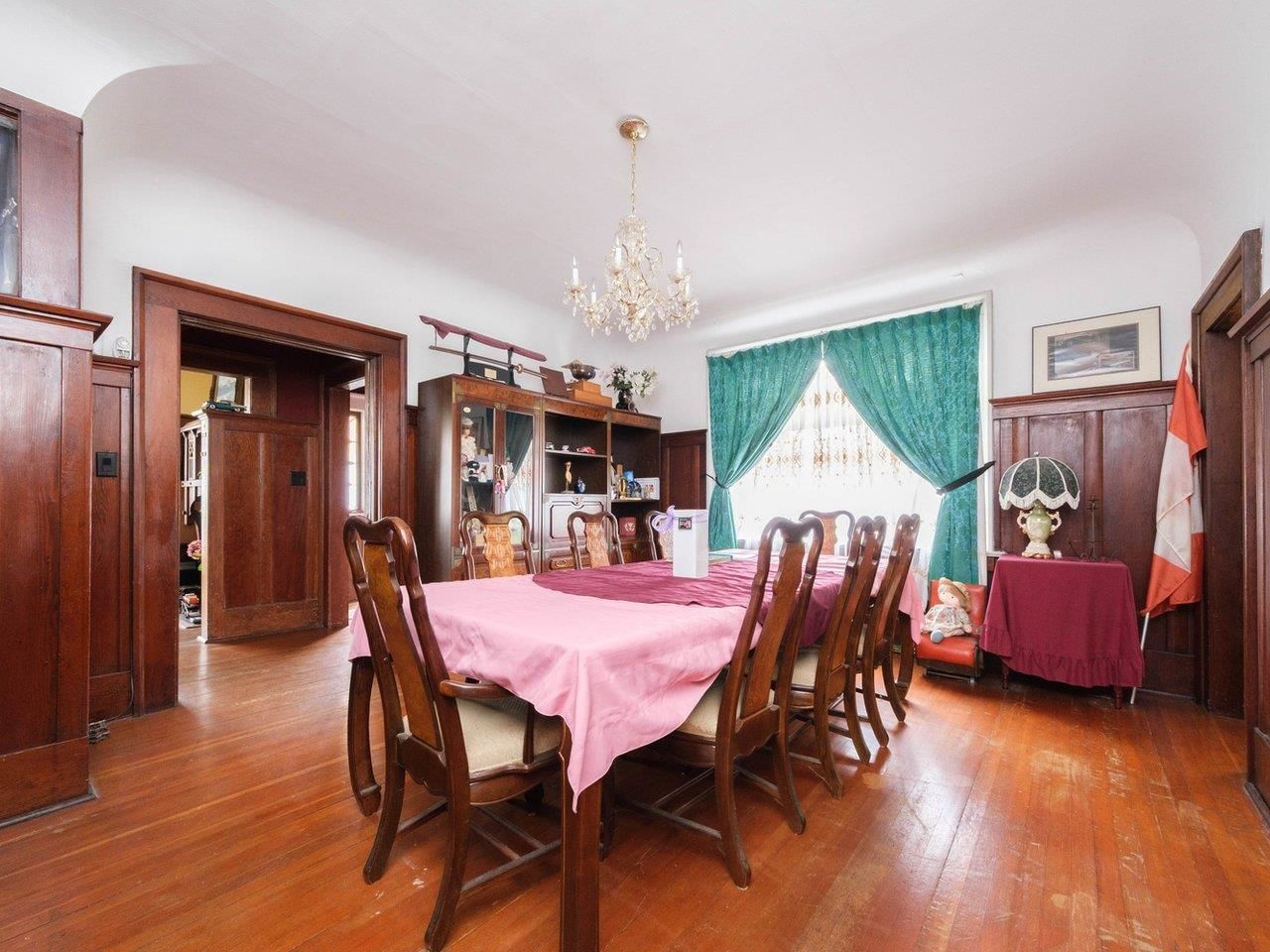 Listing Image 9