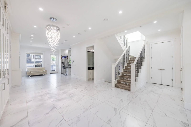 172 Ontario Place, Vancouver, V5W 1S2 | Image 3