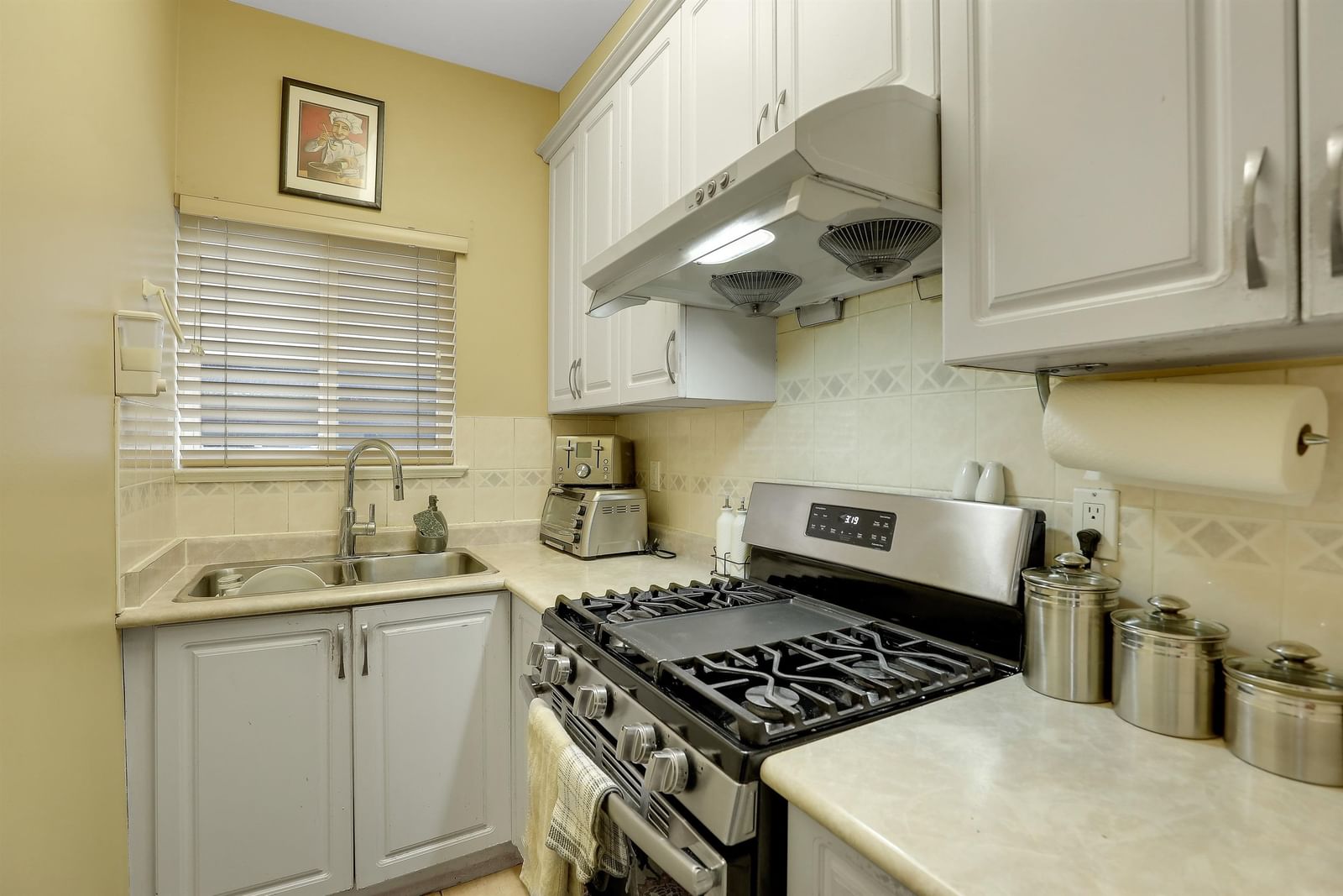 Listing Image 20