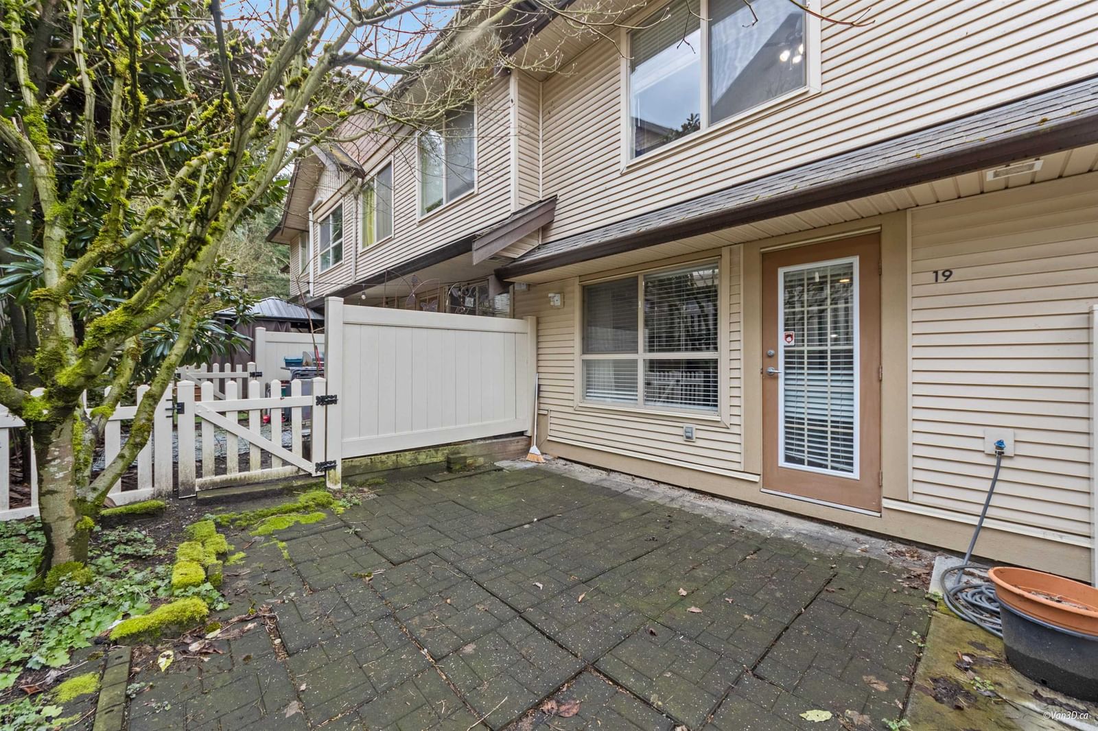 Listing Image 20