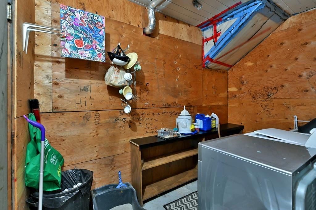 Listing Image 31
