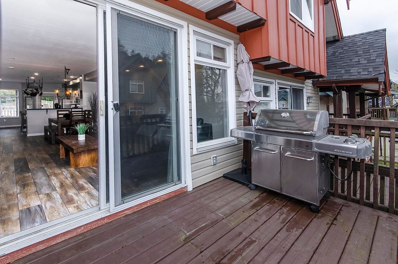 Listing Image 8