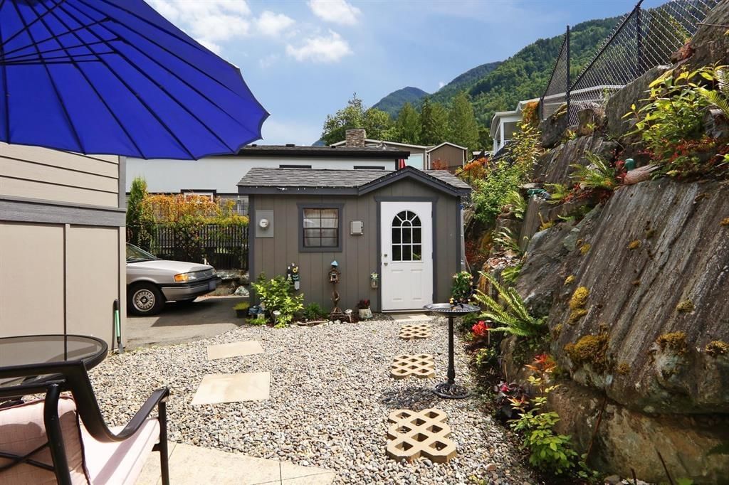 Listing Image 11
